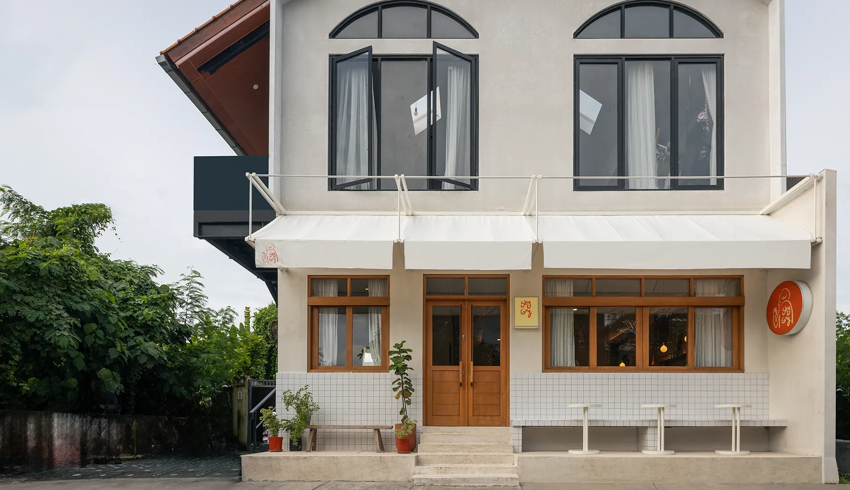 Shy Guy Restaurant & Bar Interior Design