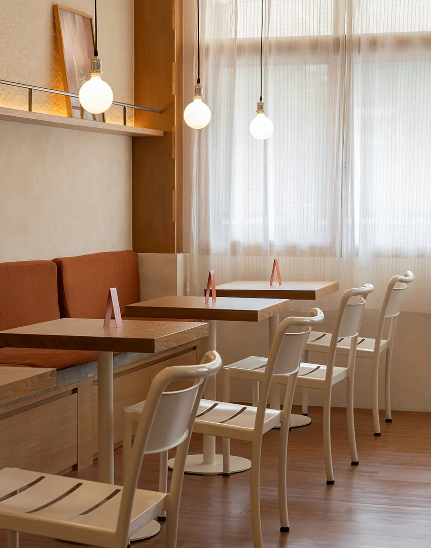 Shy Guy Restaurant & Bar Interior Design