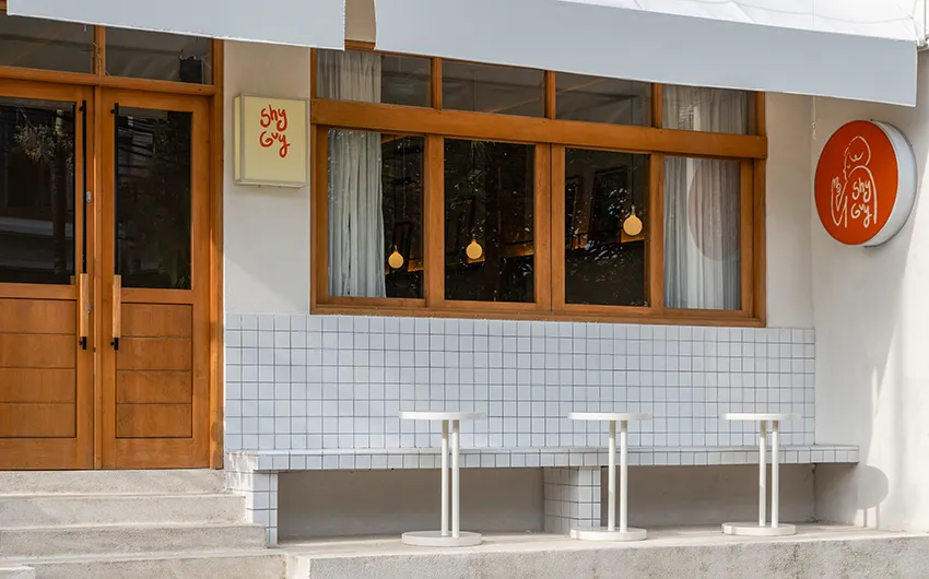 Shy Guy Restaurant & Bar Interior Design