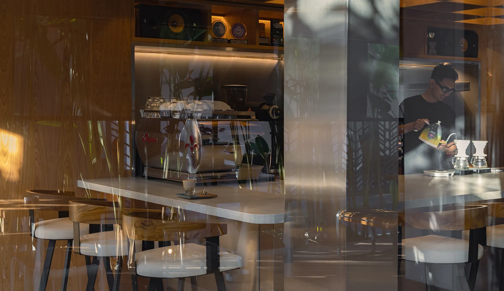 Hungry Bird by Samma Studio