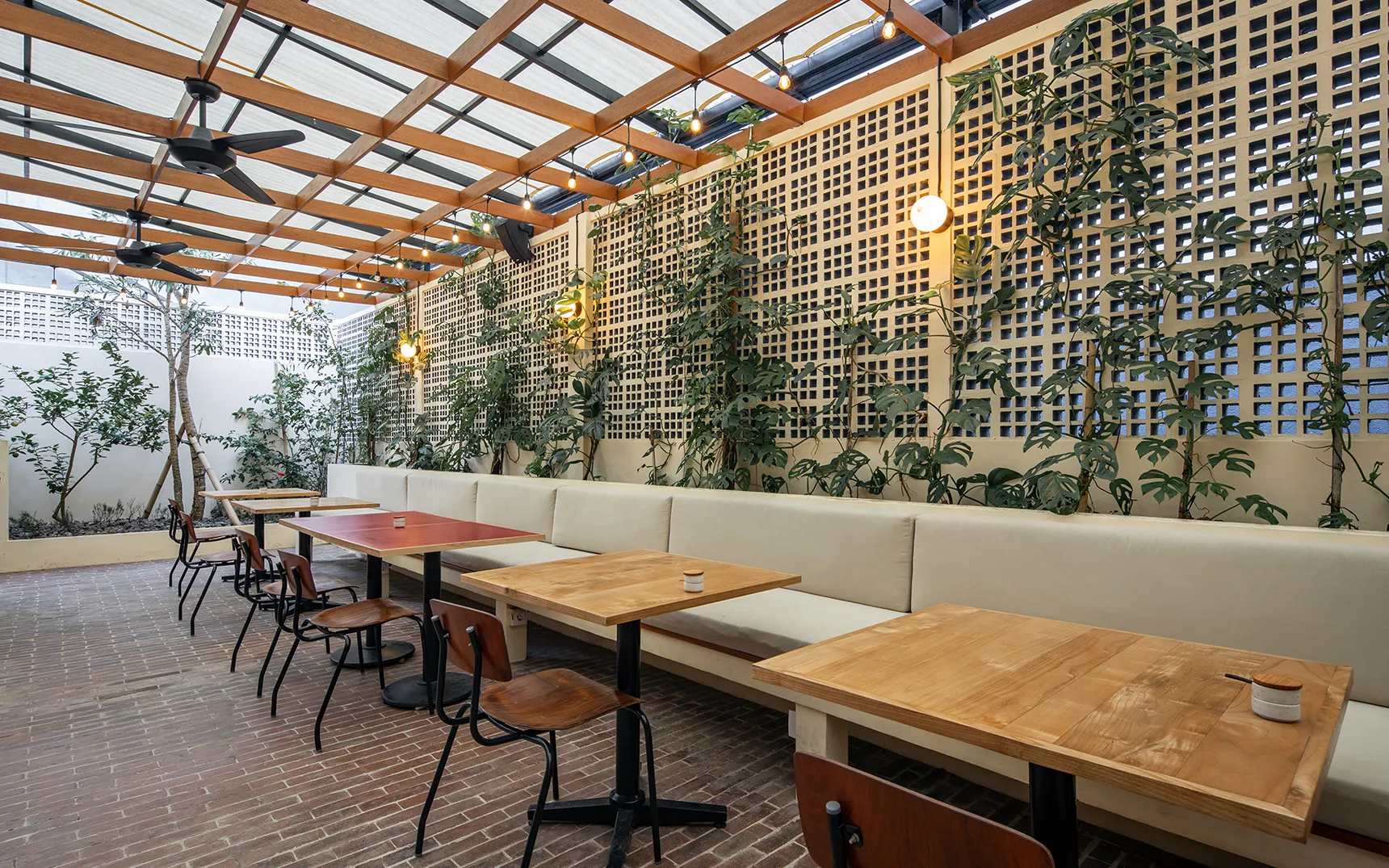 Neighborhood Food by Samma Studio