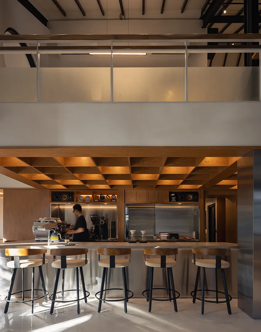 Hungry Bird by Samma Studio