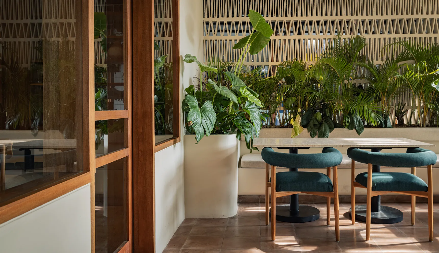 Lush Kitchen by Samma Studio
