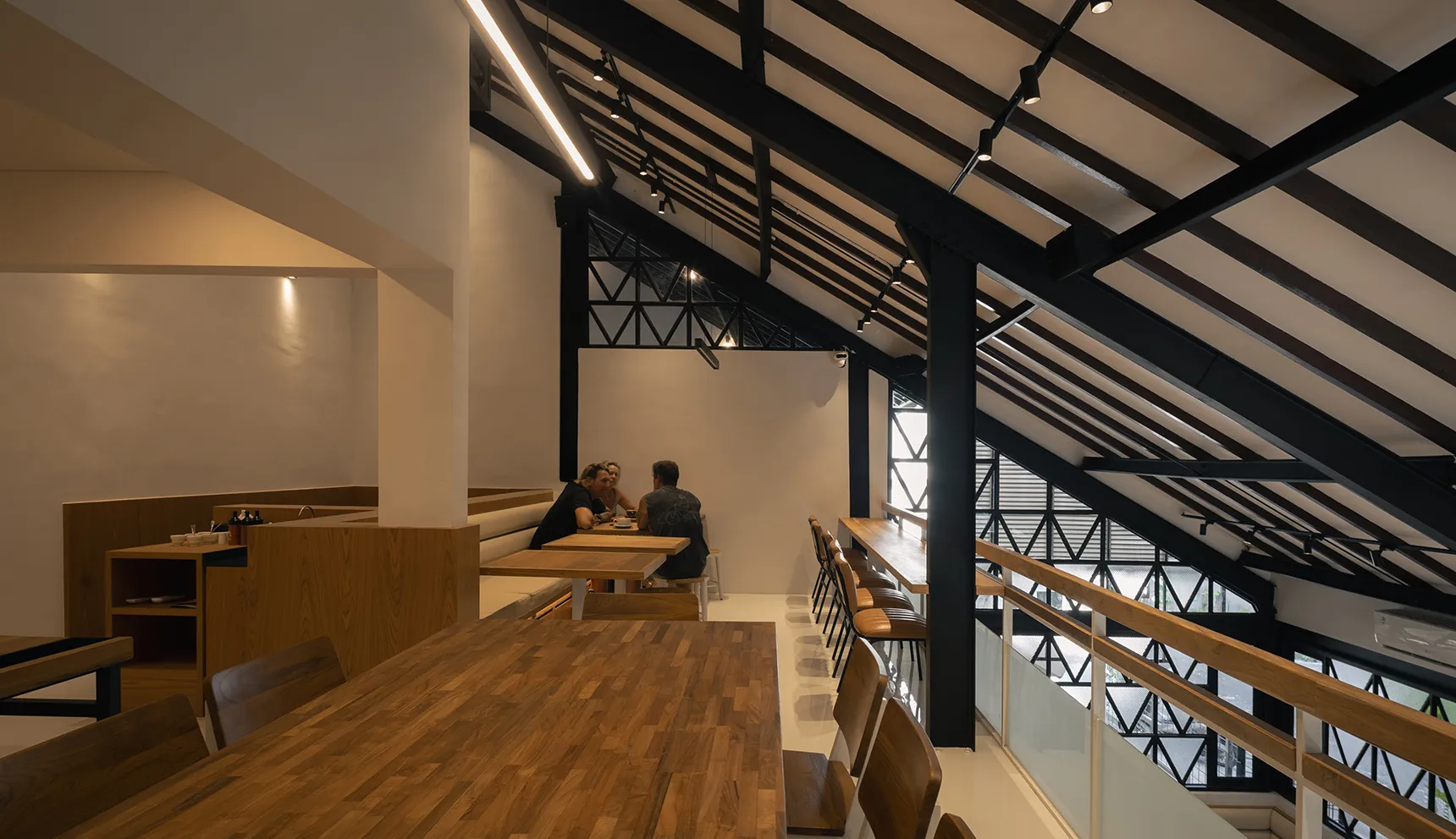 Hungry Bird by Samma Studio