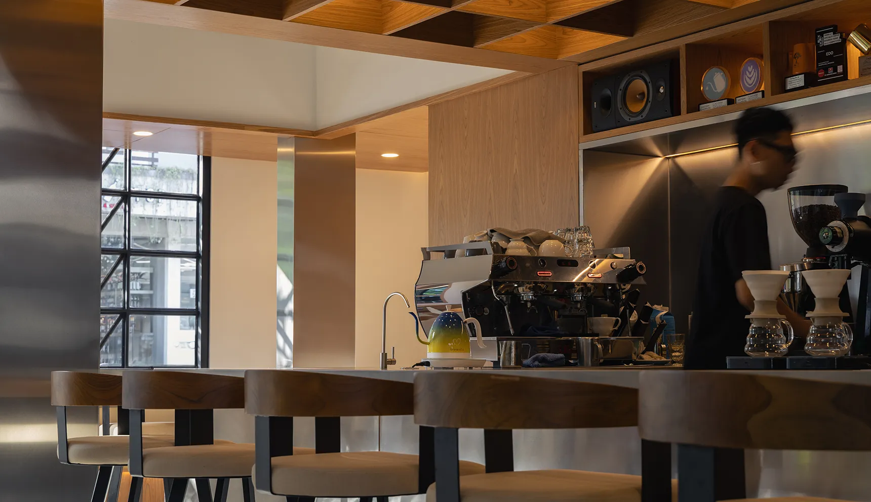 Hungry Bird by Samma Studio