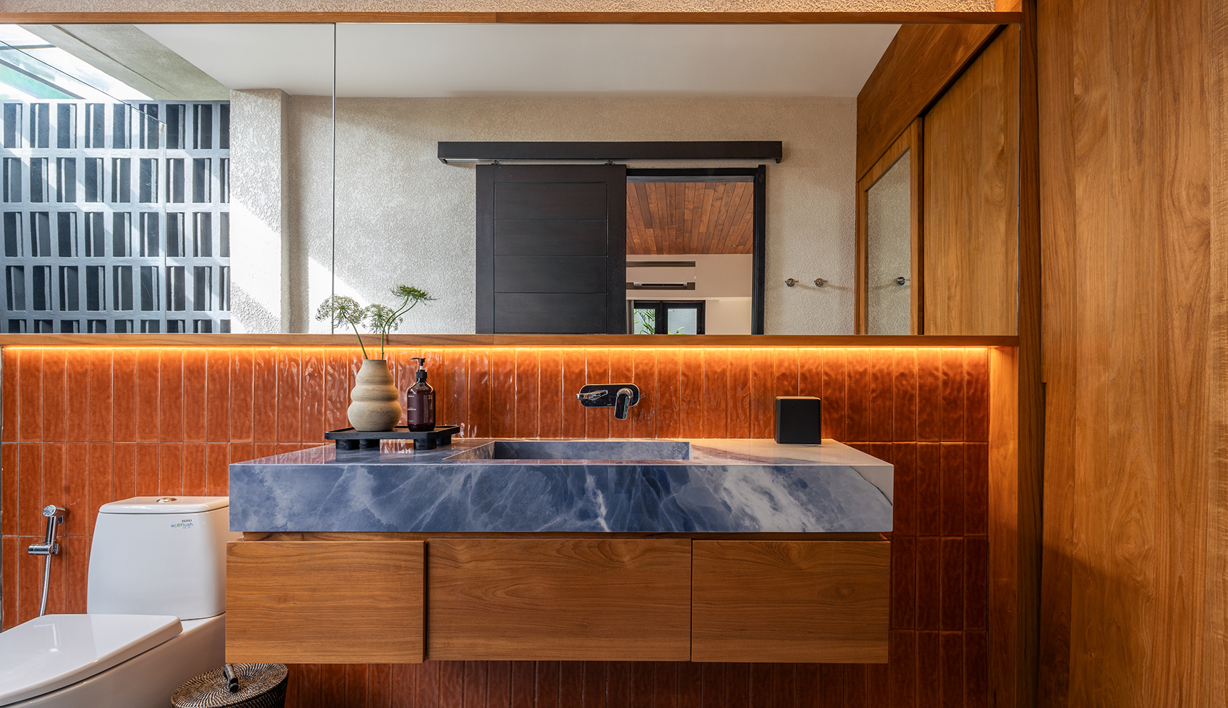 Interior design studio service