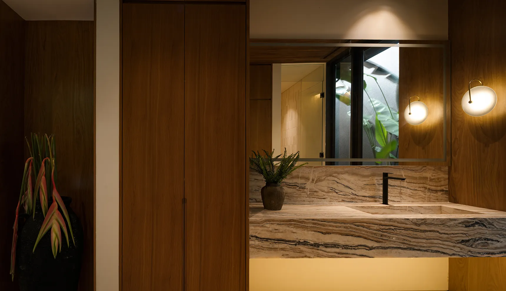 Casa Marrom Architecture & Interior Design in Badung