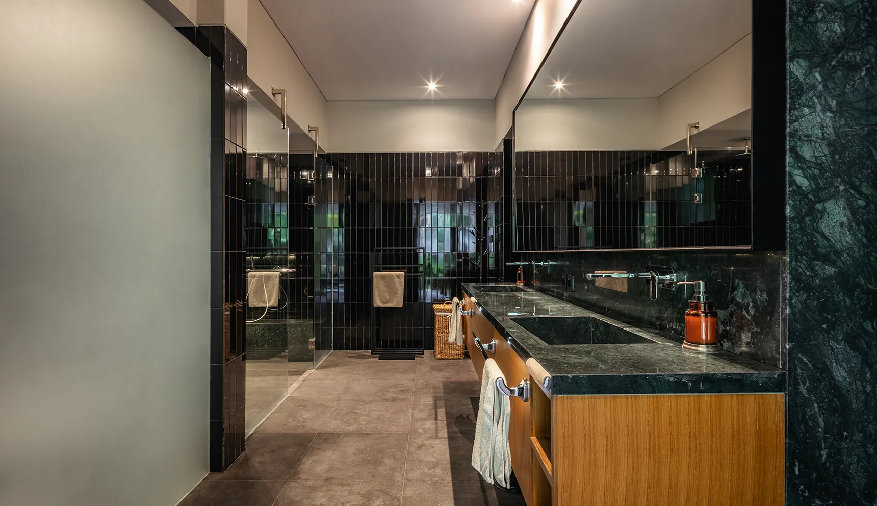 JJ Residence by Samma Studio