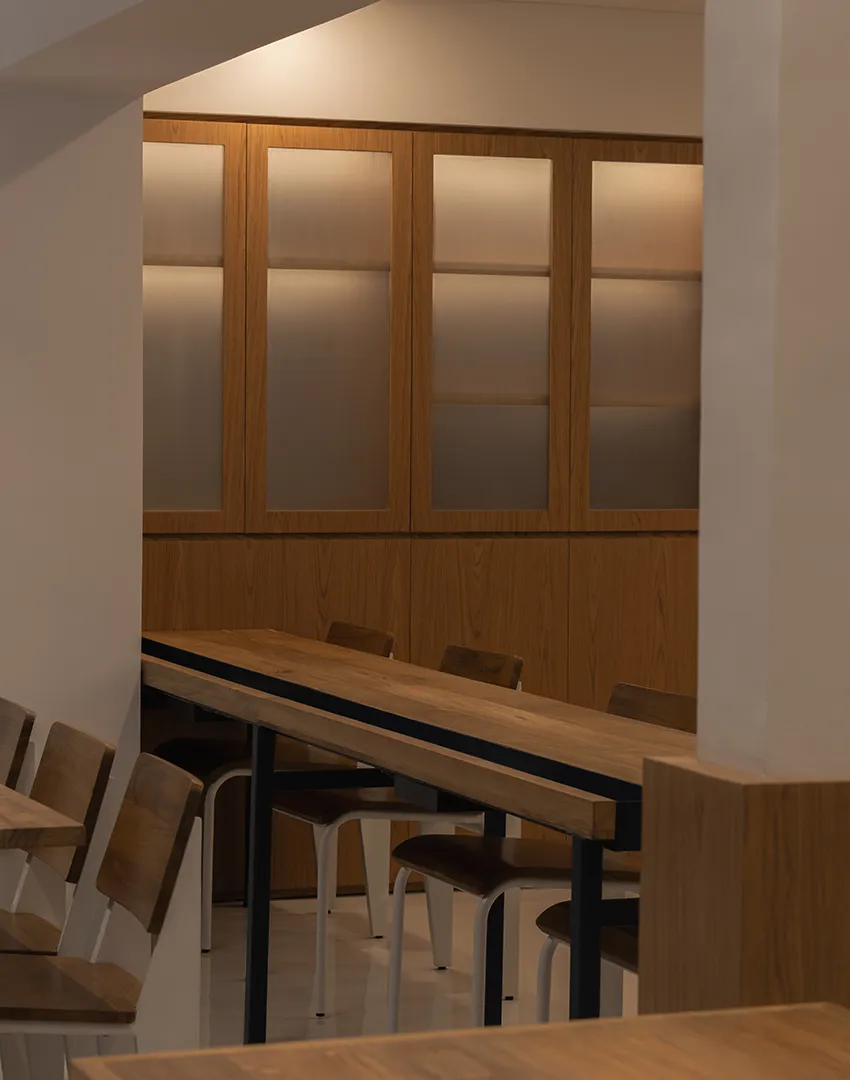 Hungry Bird by Samma Studio