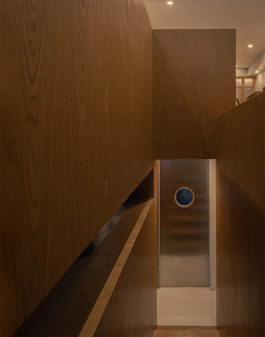 Hungry Bird by Samma Studio