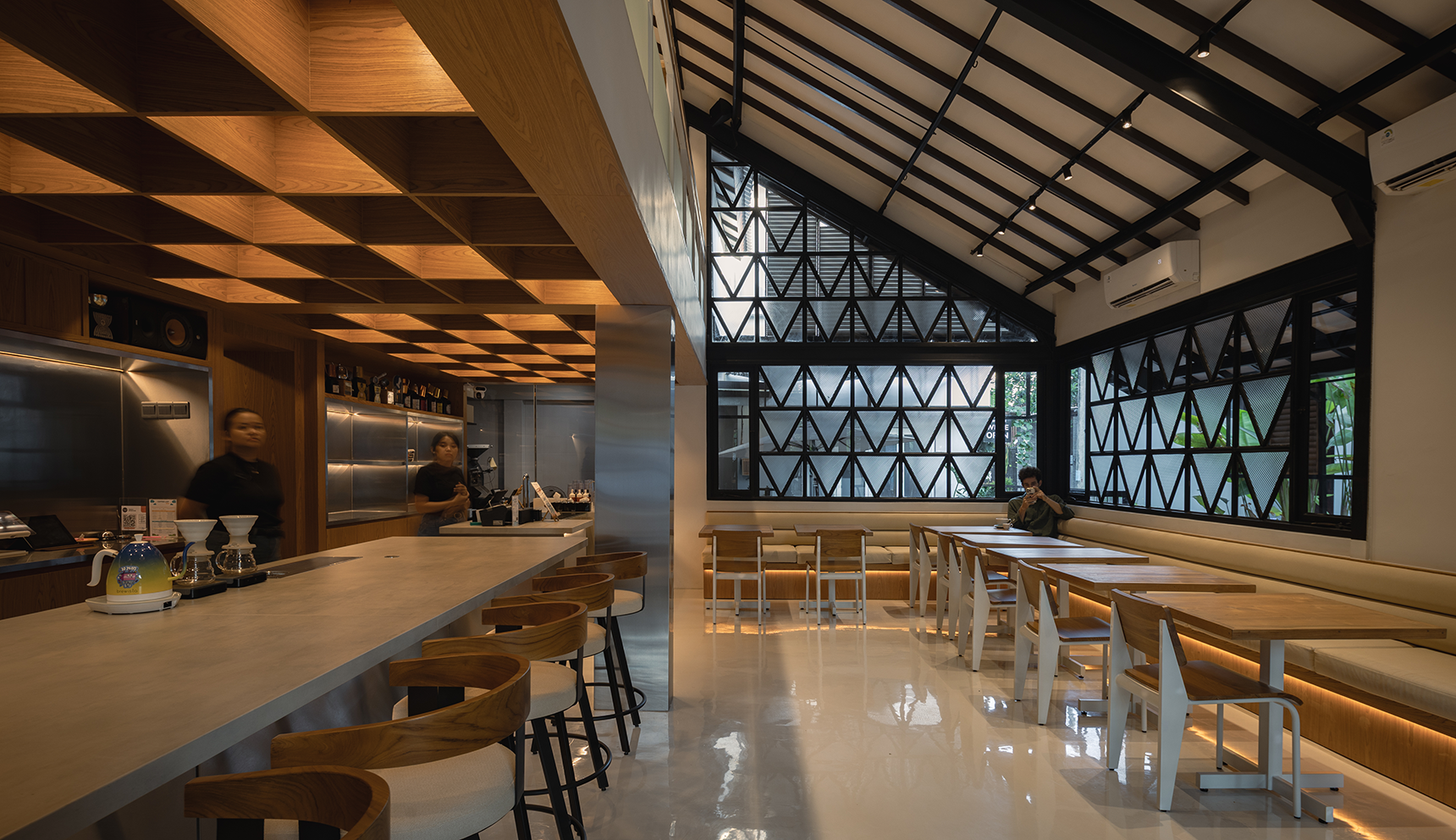 Hungry Bird by Samma Studio